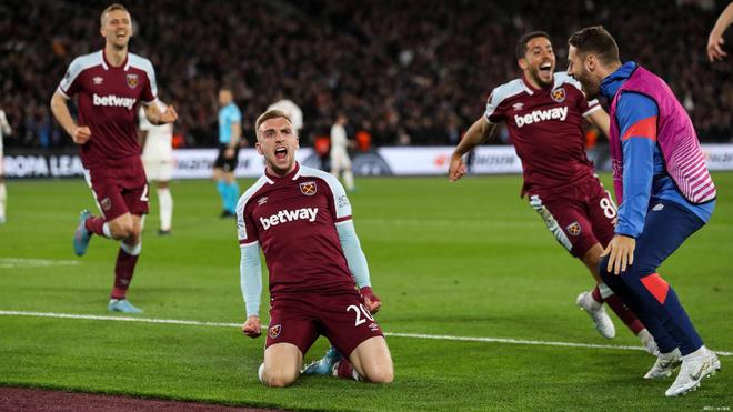 五万人齐喊他的名字，太燃