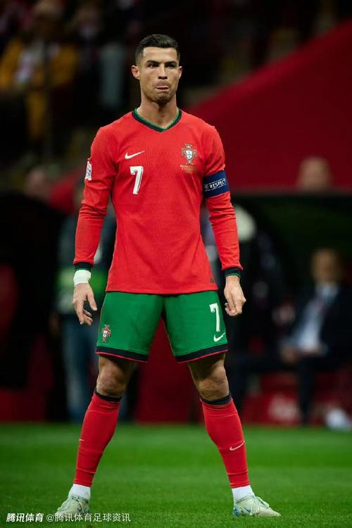 帕利尼亚：得知热刺的兴趣时我没怎么犹豫；感觉到教练想要我